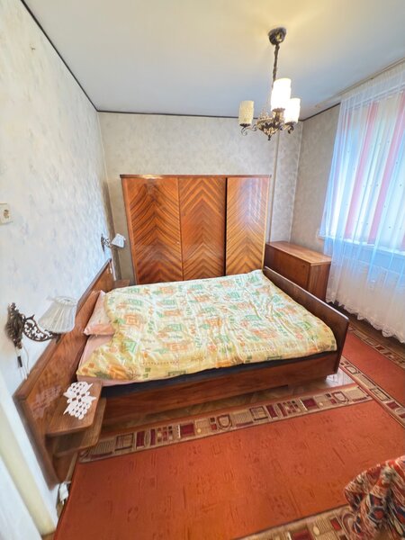 Gara de Nord, apartament 2 camere, etaj 2, mobilat clasic.