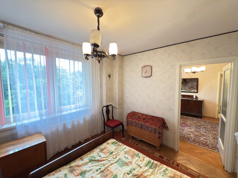 Gara de Nord, apartament 2 camere, etaj 2, mobilat clasic.
