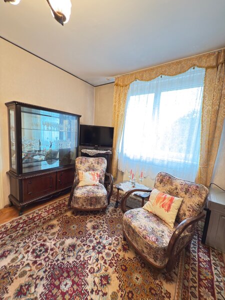 Gara de Nord, apartament 2 camere, etaj 2, mobilat clasic.
