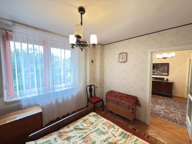 Gara de Nord, apartament 2 camere, etaj 2, mobilat clasic.